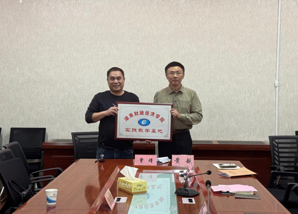 1698720111561094129.png 22.png