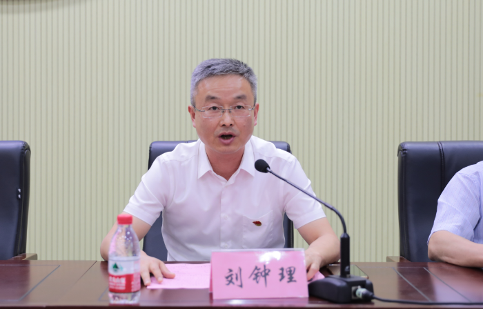 1632360922432080566.png 刘钟理.png