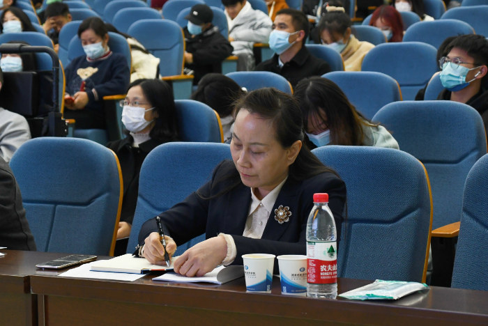 1668767052979024162.png 33.png