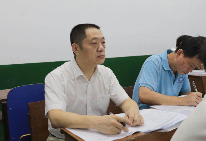 1630919099784074016.png 肖湘愚听课.png