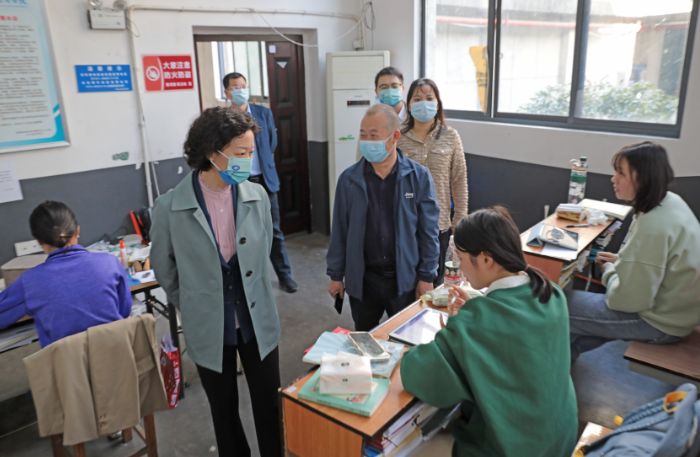 1666339203528063245.png 6.png