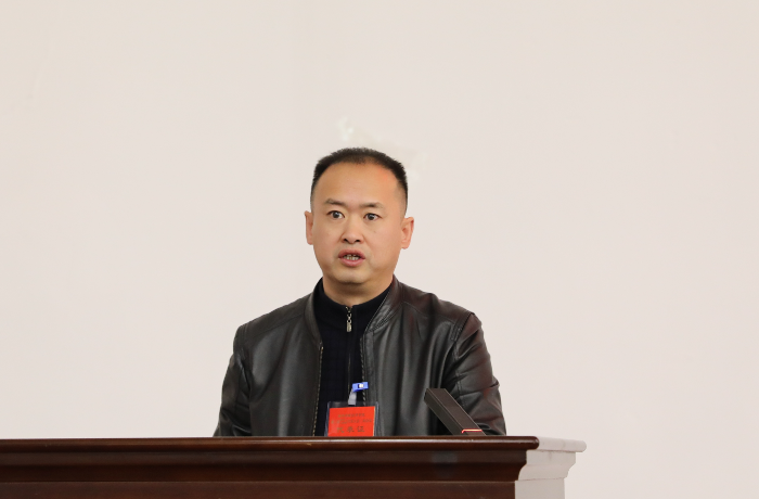 1680341603092042231.png 杨.png