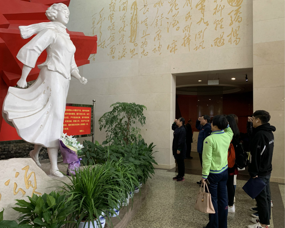 1572252612036055430.jpg 1572252612036055430.jpg